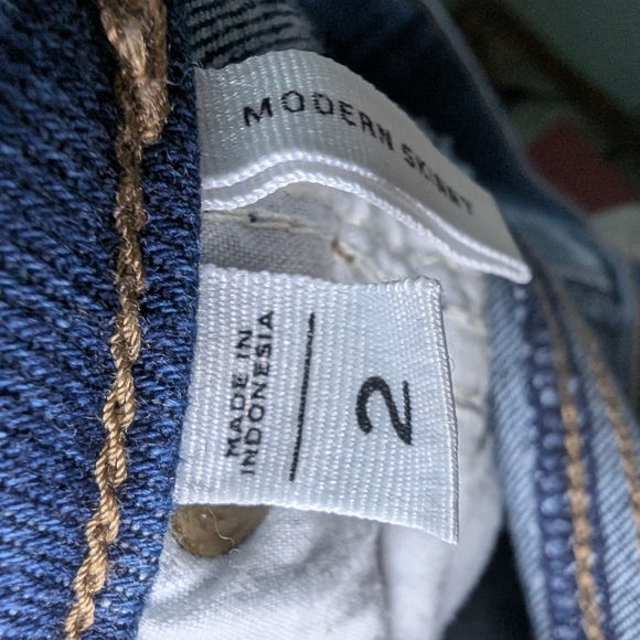 LOFT Women's Modern Skinny Jeans - Picture 8 of 9